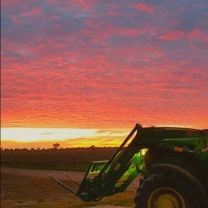 Meet your Posher, Devin